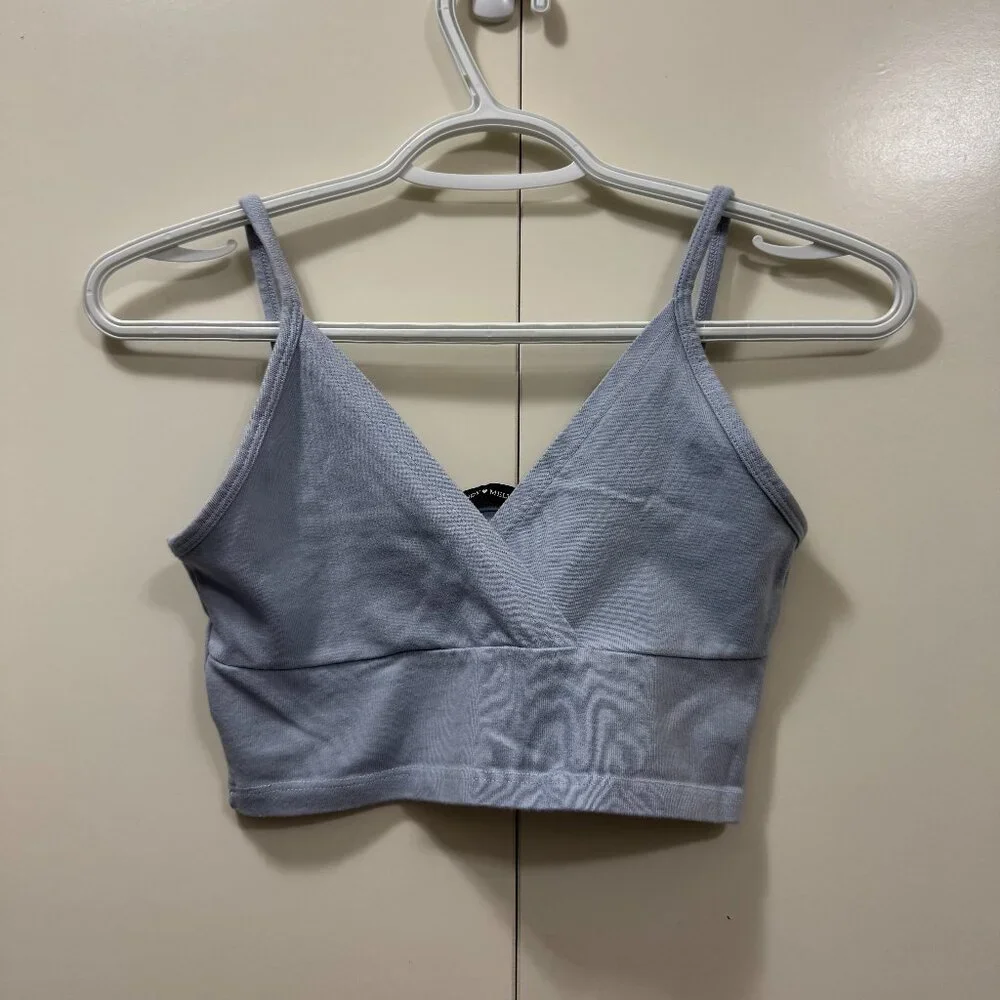 Brandy Melville Amara Tank Top - Picture 4 of 6